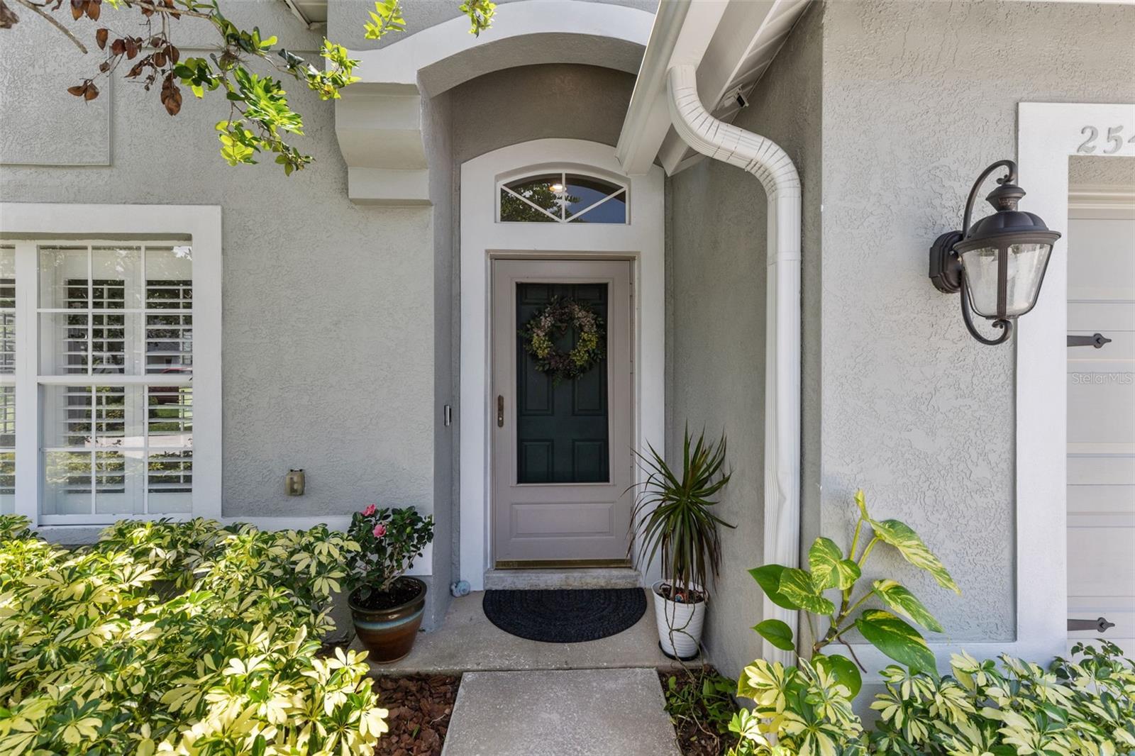 Front Exterior Entryway