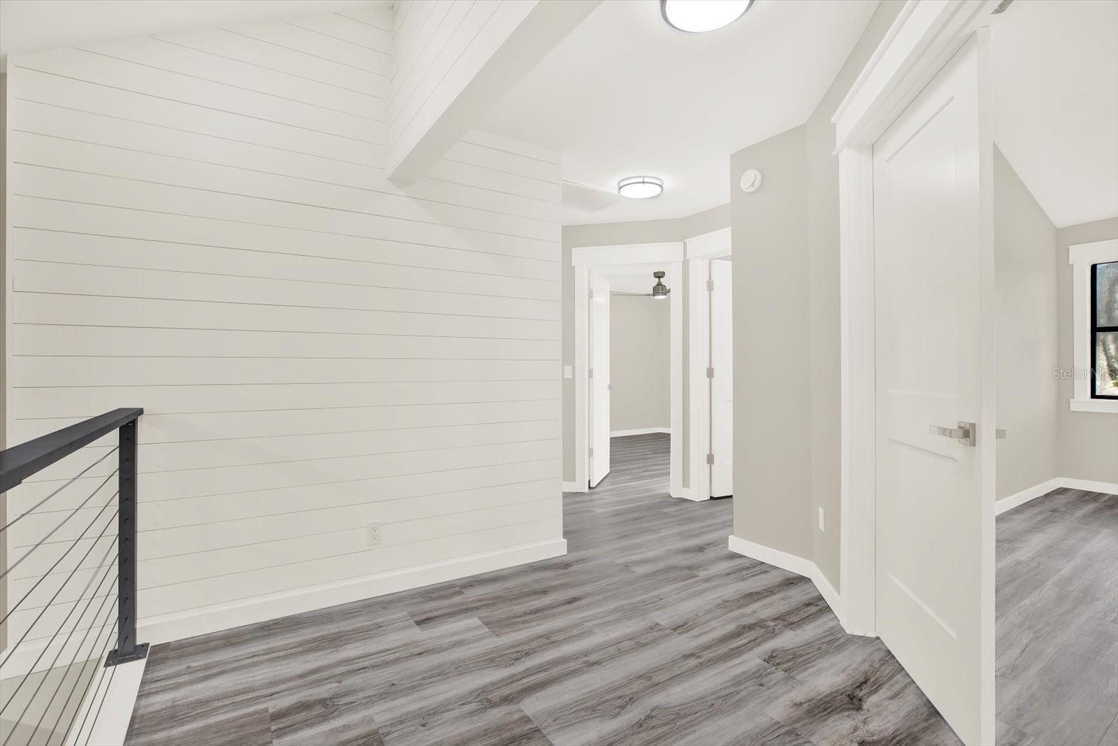 Foyer upstairs