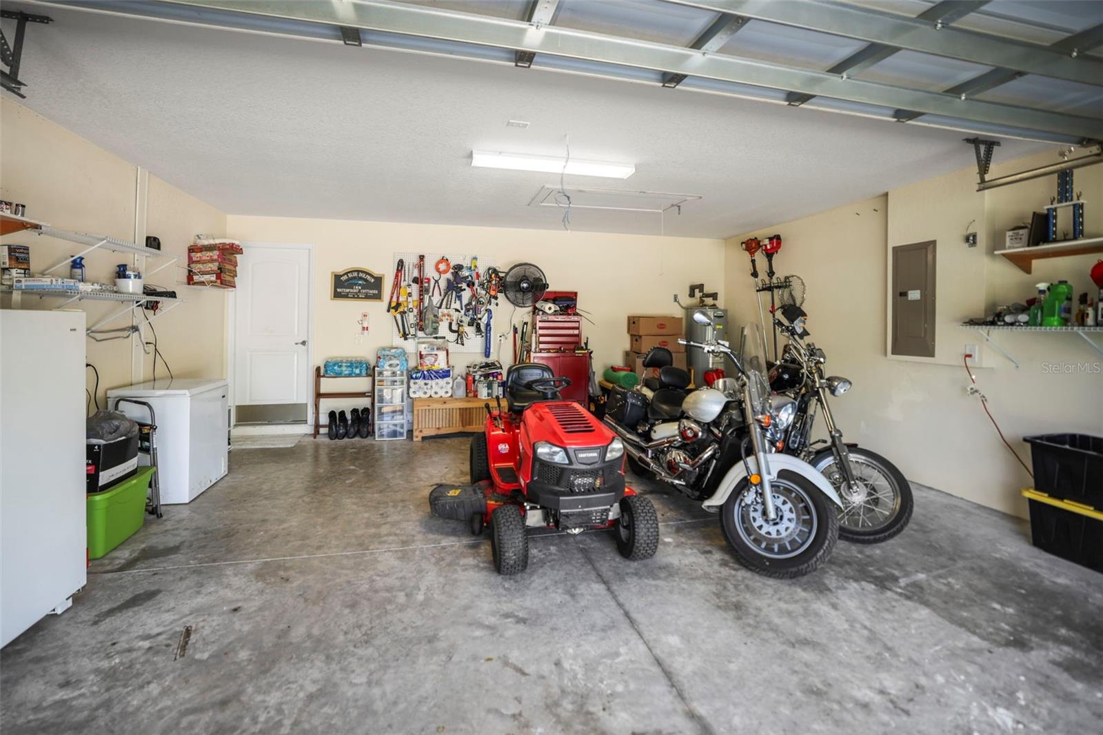 2-car Garage