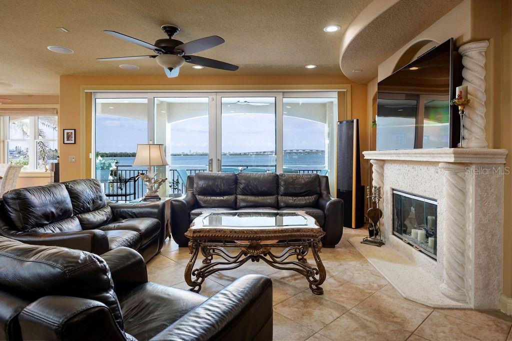 Living Room w/Fireplace - 2nd floor306 Harbor Dr, Indian Rocks Beach, FL