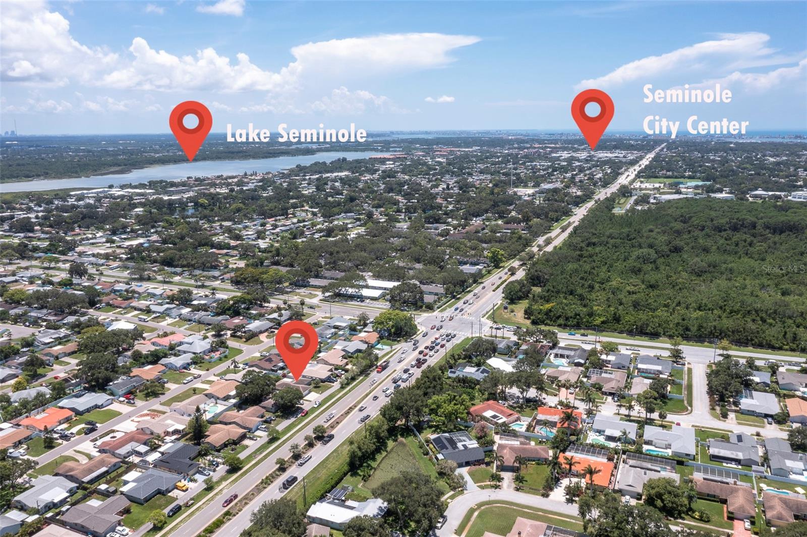 What a location! Check out the virtual tour:    https://visithome.ai/Jm5DgCDLTpeJmW2CmyDxfz?mu=m