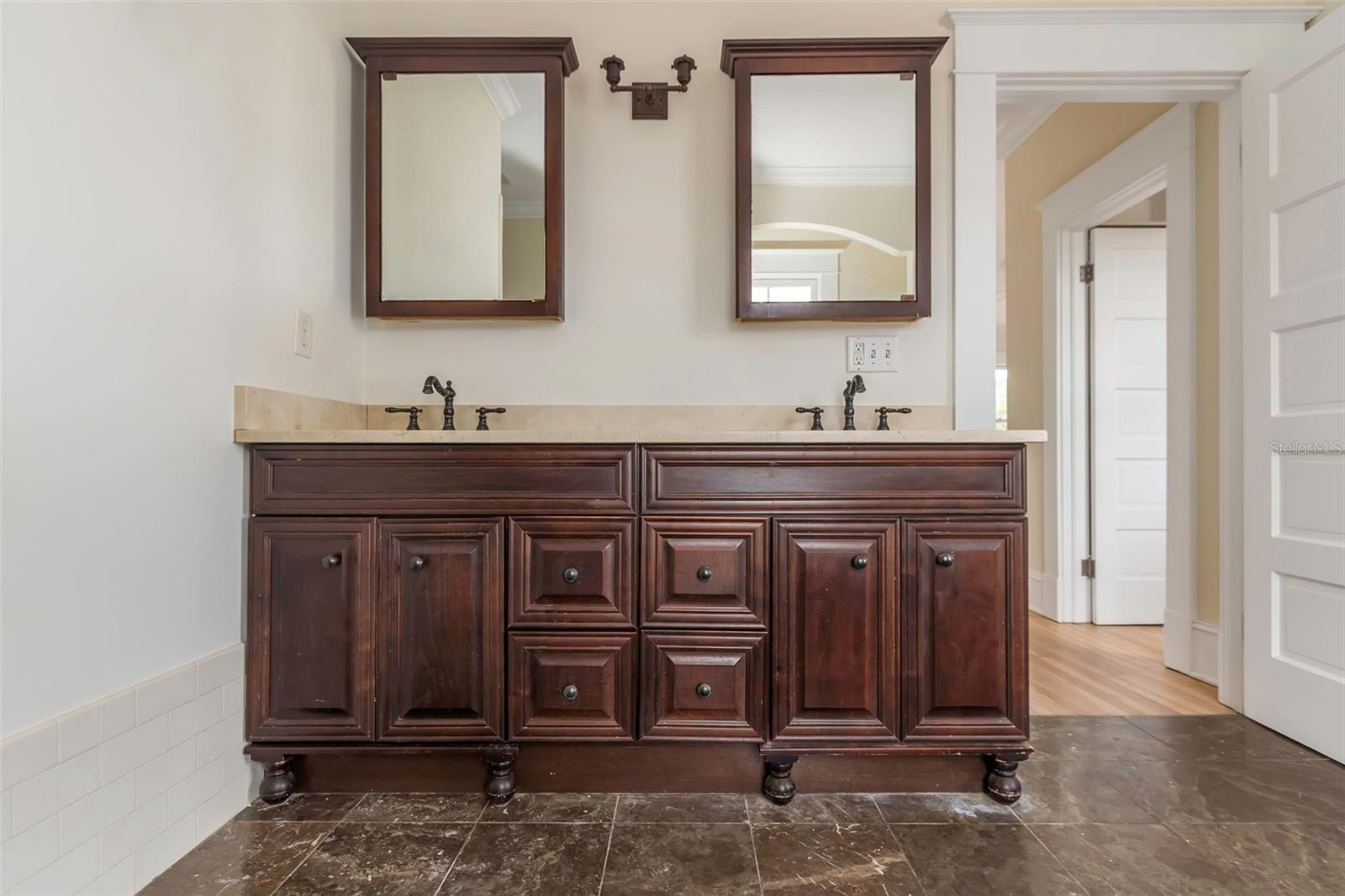 Double sinks