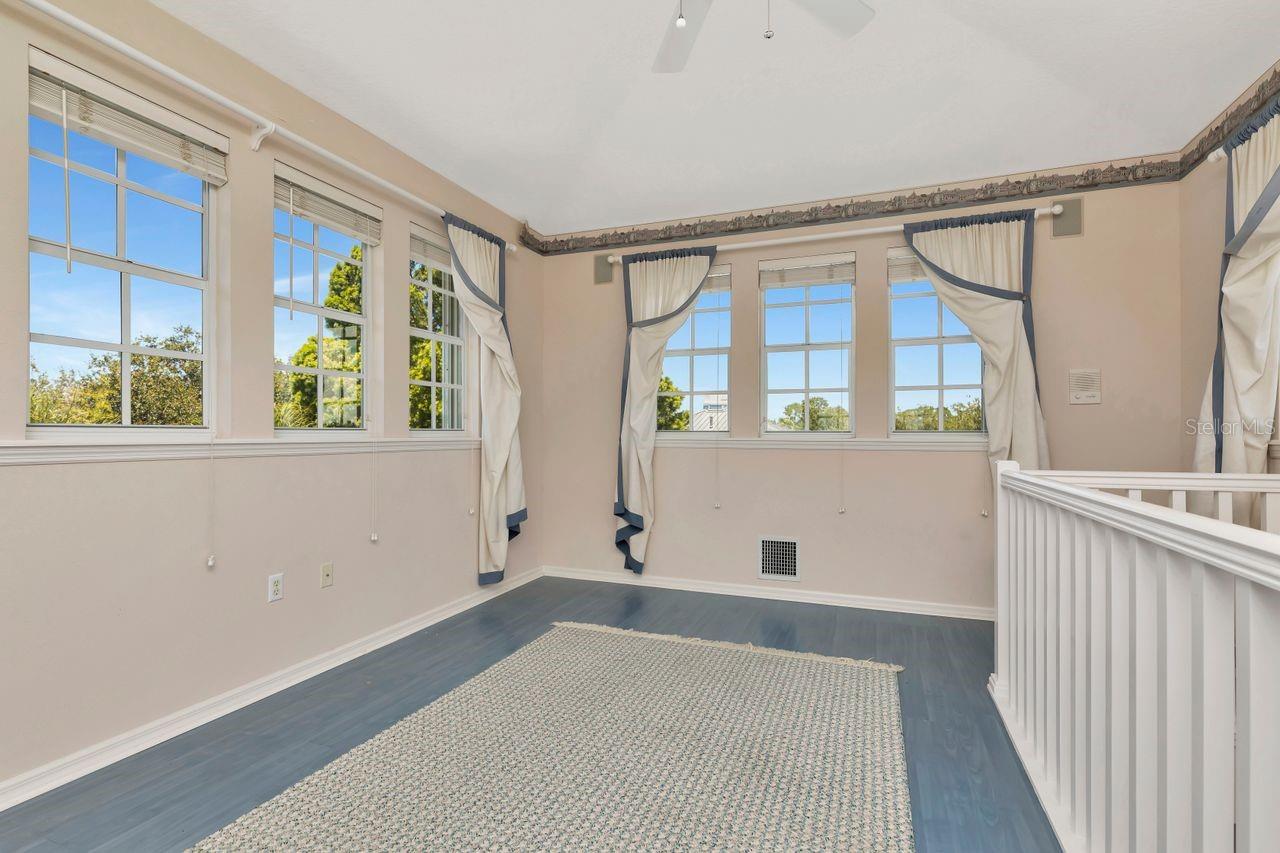 3rd Floor Bonus Room