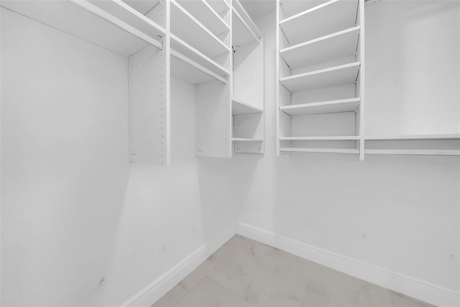 Walkin Closet