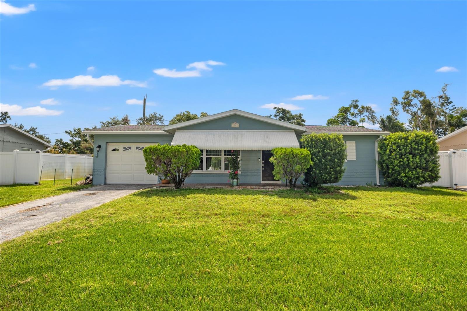 Welcome to 2701 56th Way N