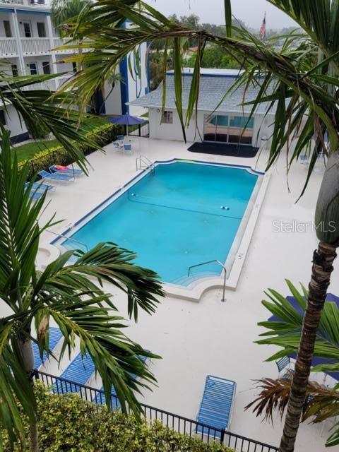 BEAUTIFUL POOL AREA