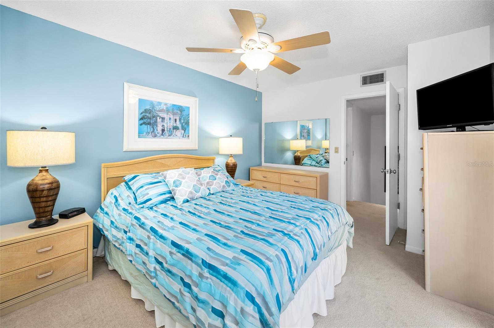Upper level Bedroom