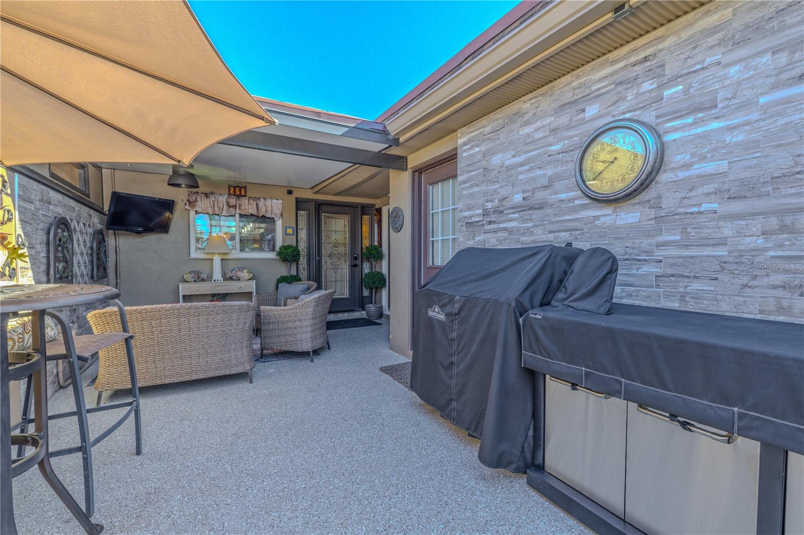 A retractable screen for the front door that allows fresh air flow from front to back with the rear sliders are also open.