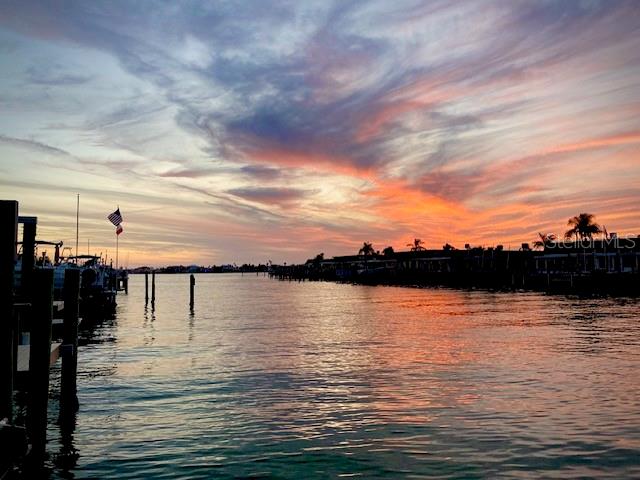 Spectacular nightly sunsets
