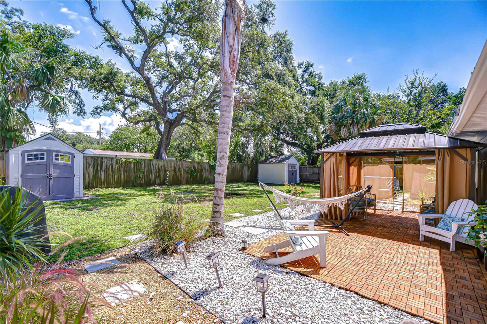 Wonderful backyard!