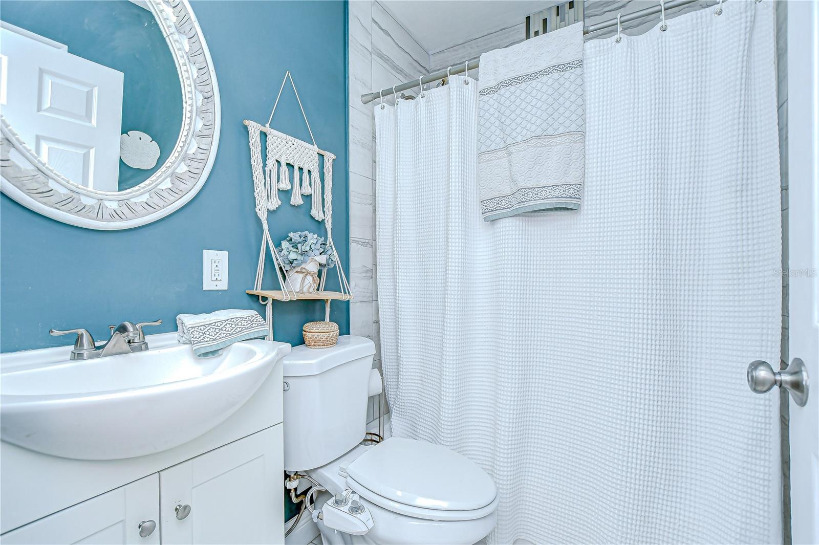 Full bathroom!