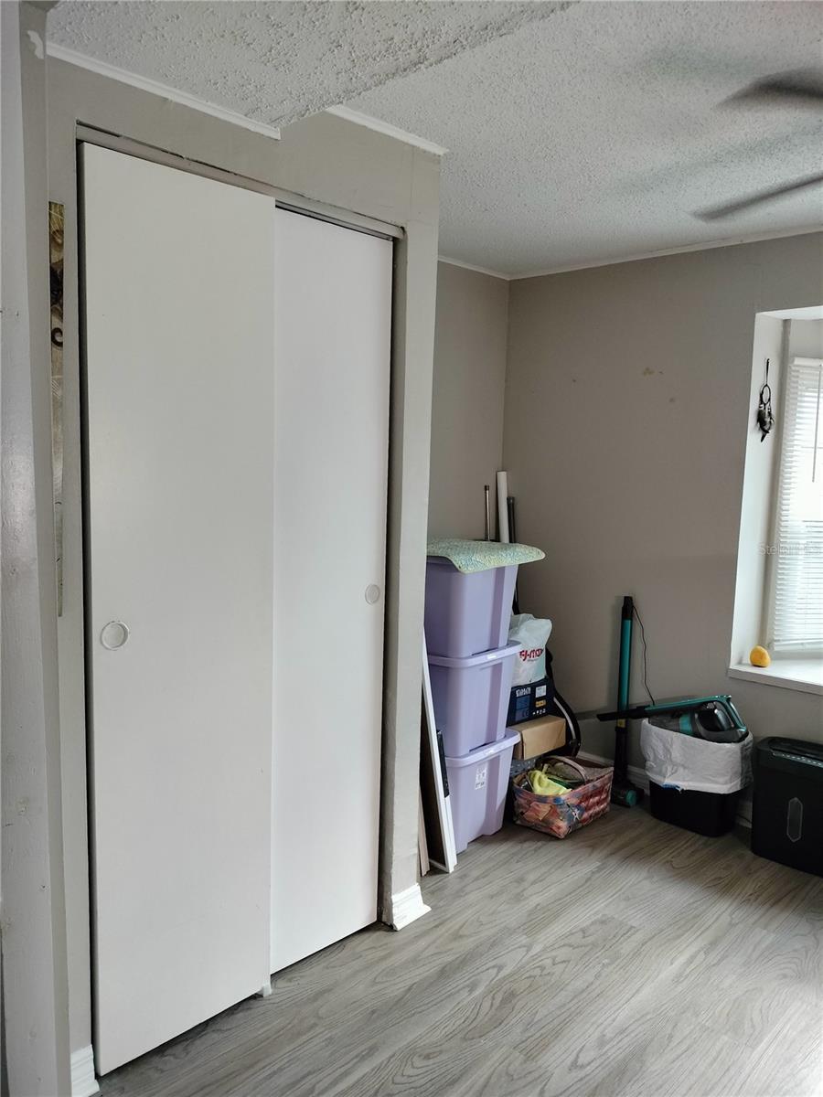 Bonus room, 3rd bedroom or office with closet