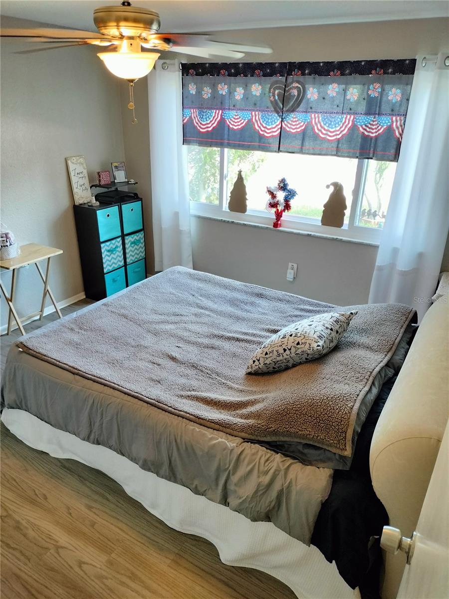 Guest bedroom