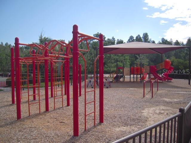 TB8407511