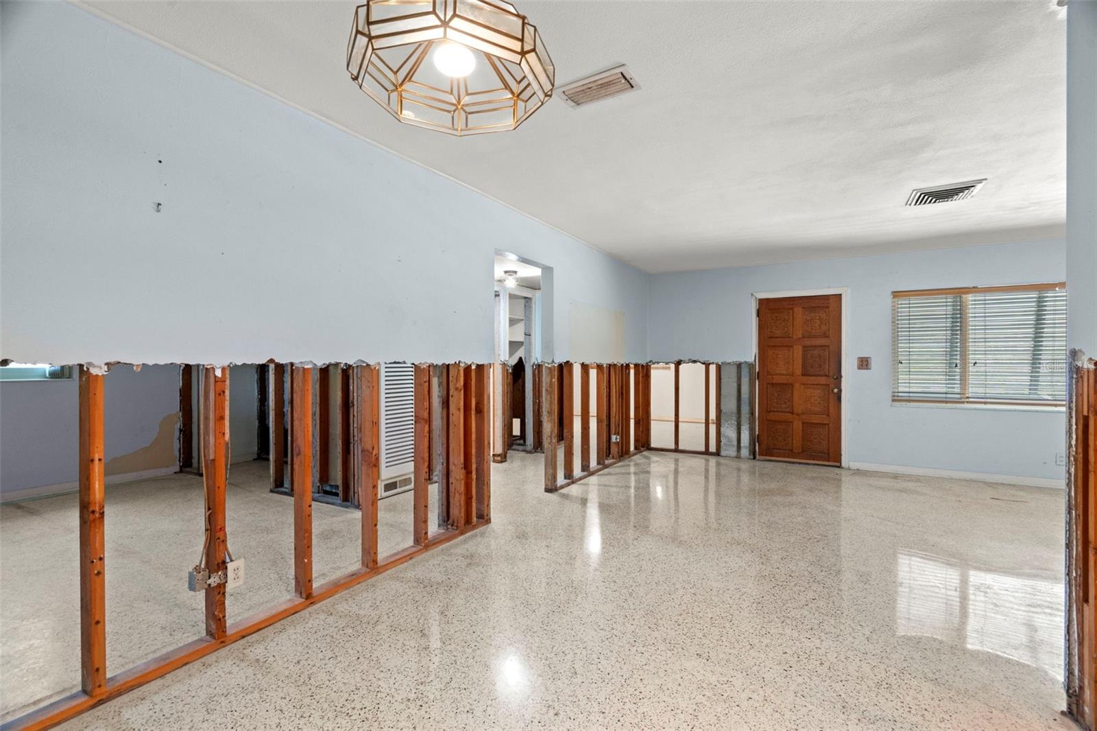 Living/Dining area