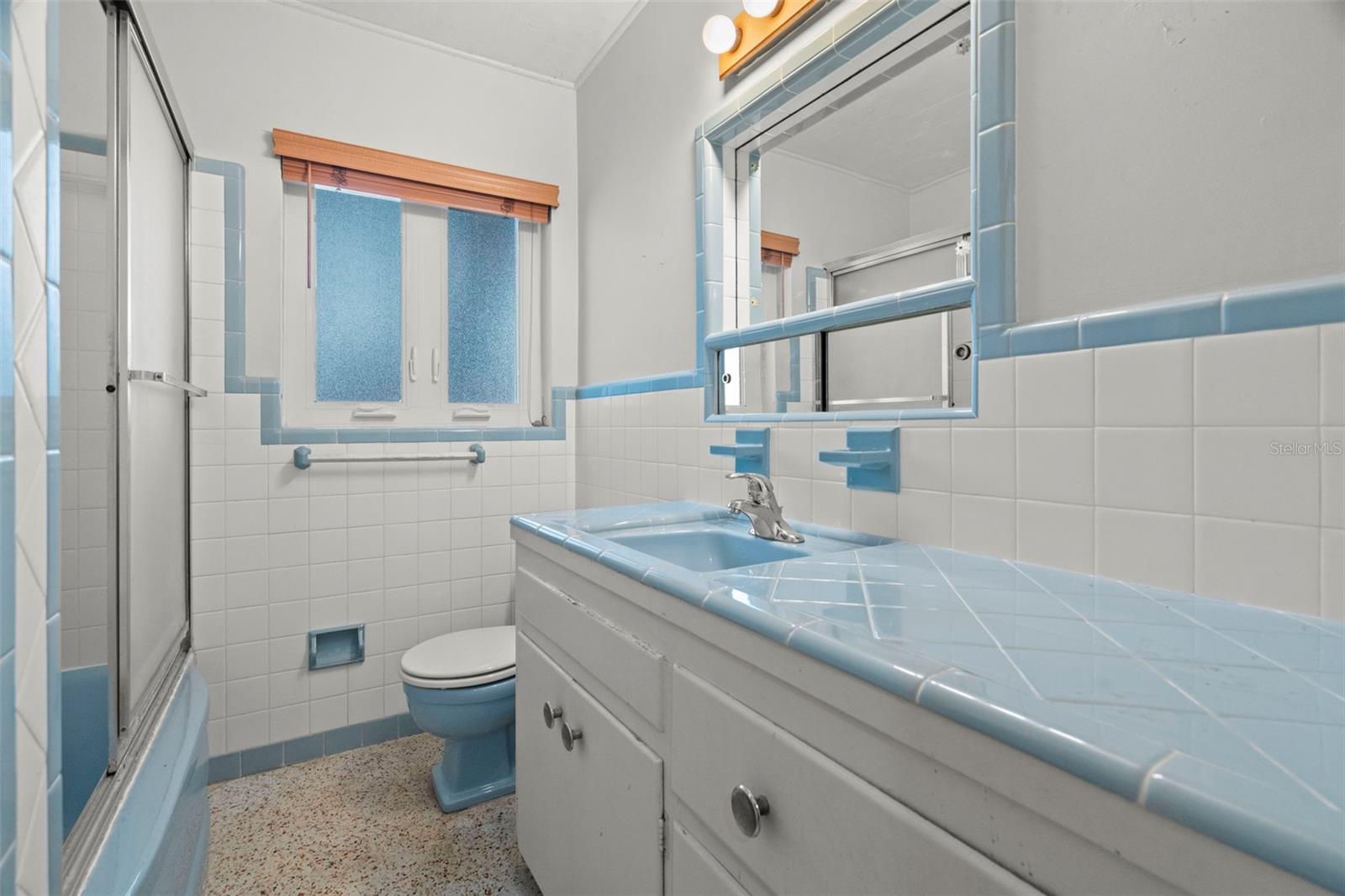Main bathroom