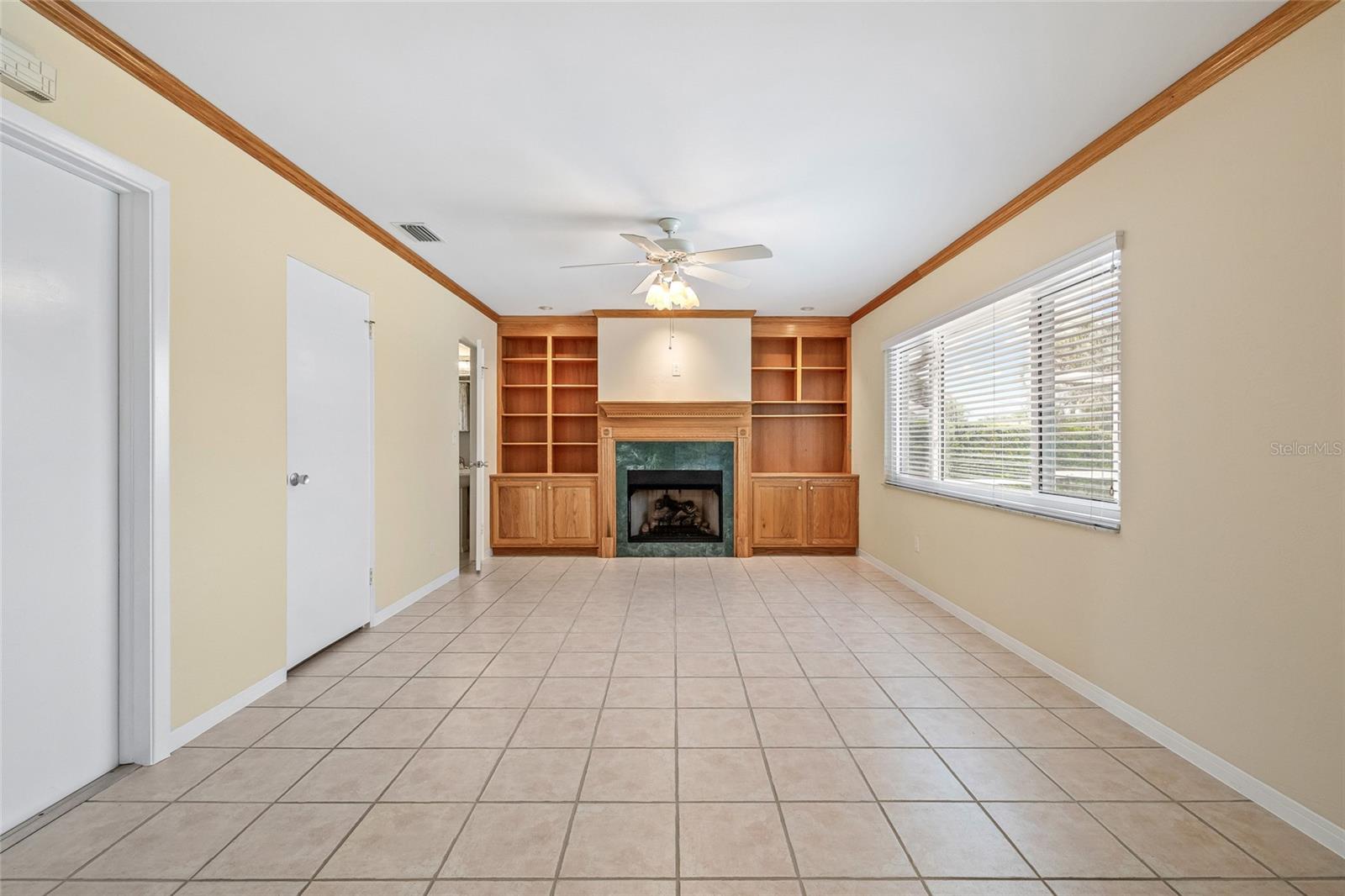 Family/flex room