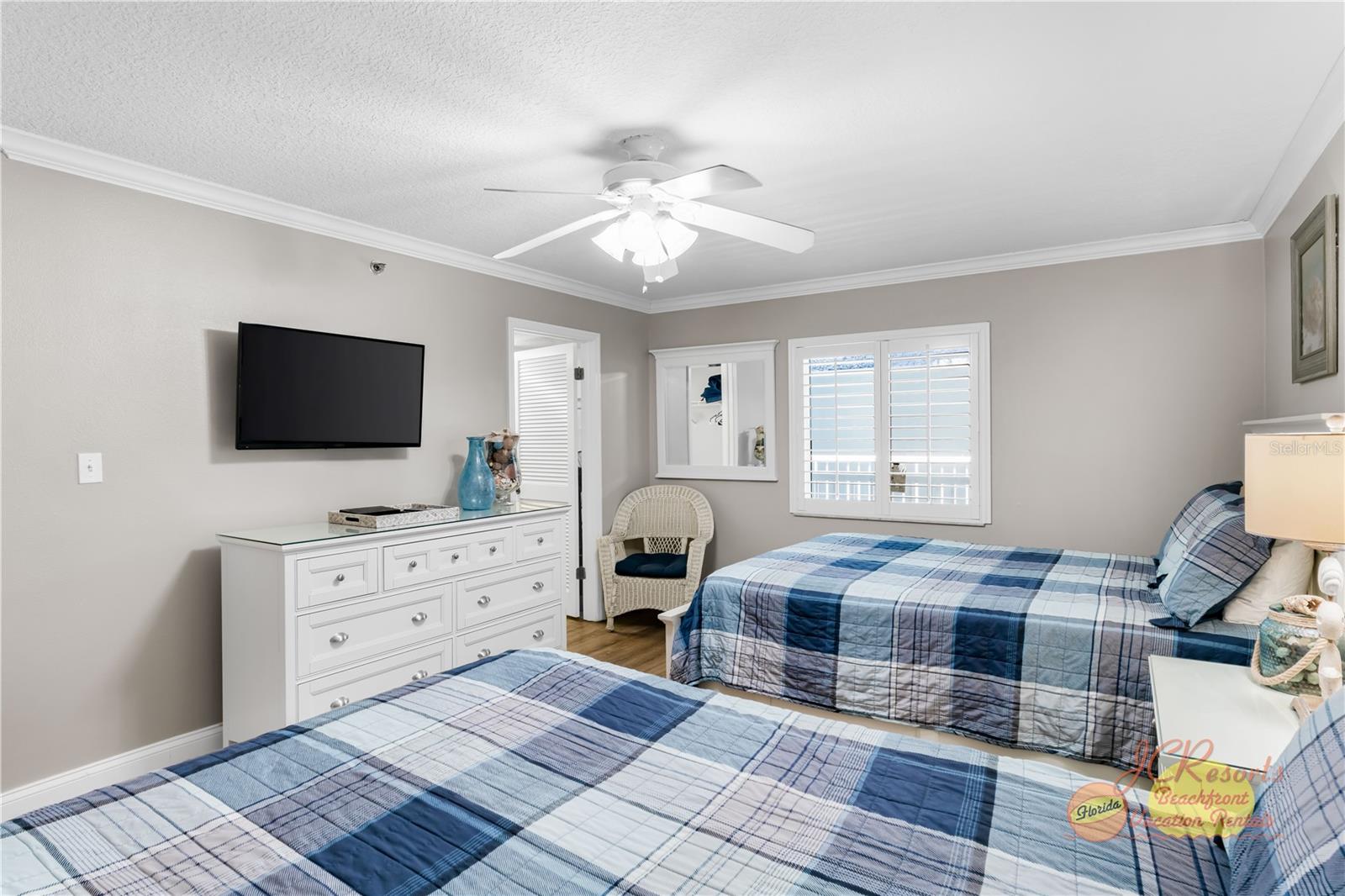 MAIN BEDROOM 2