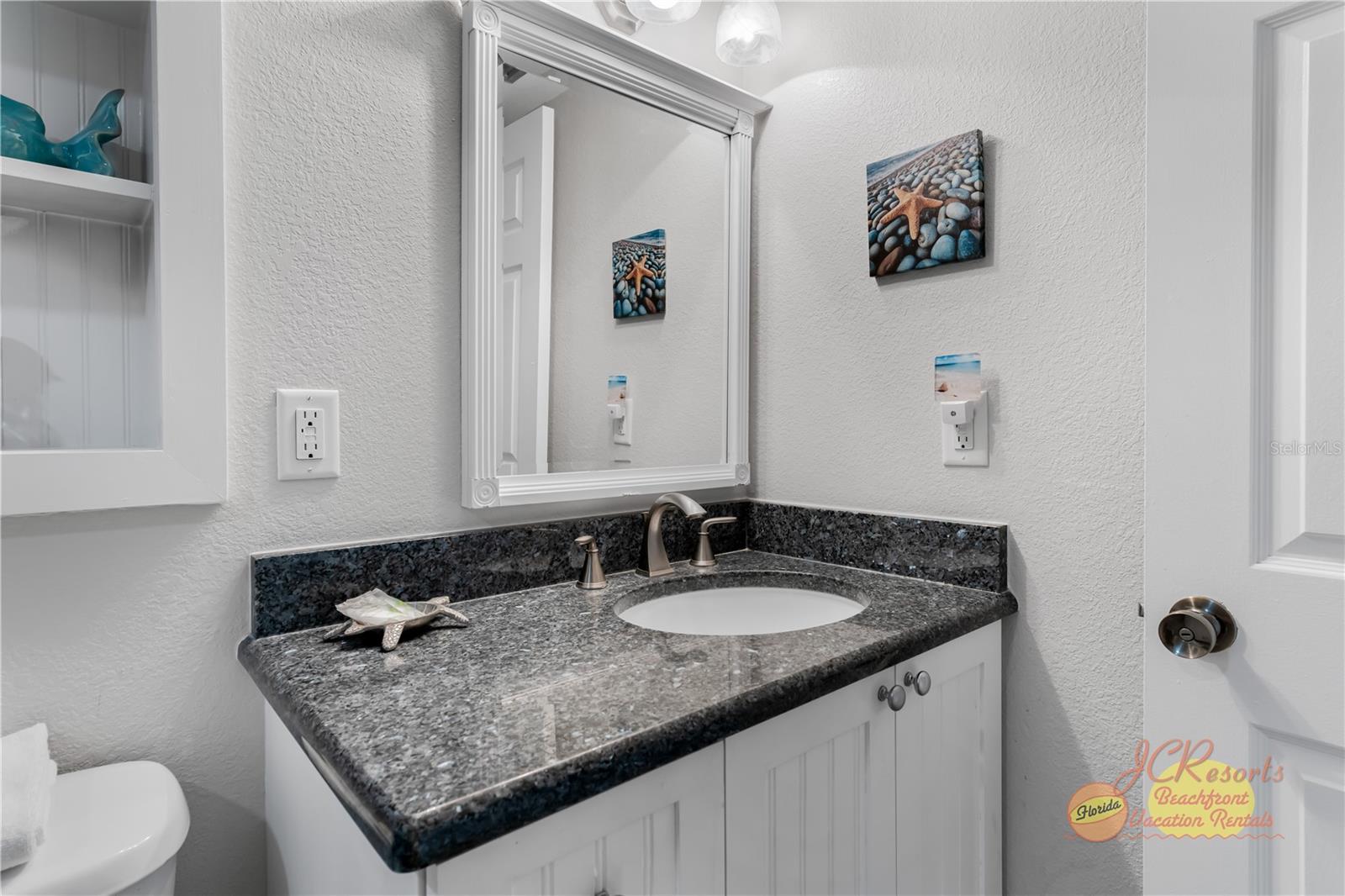 Guest bathroom 2