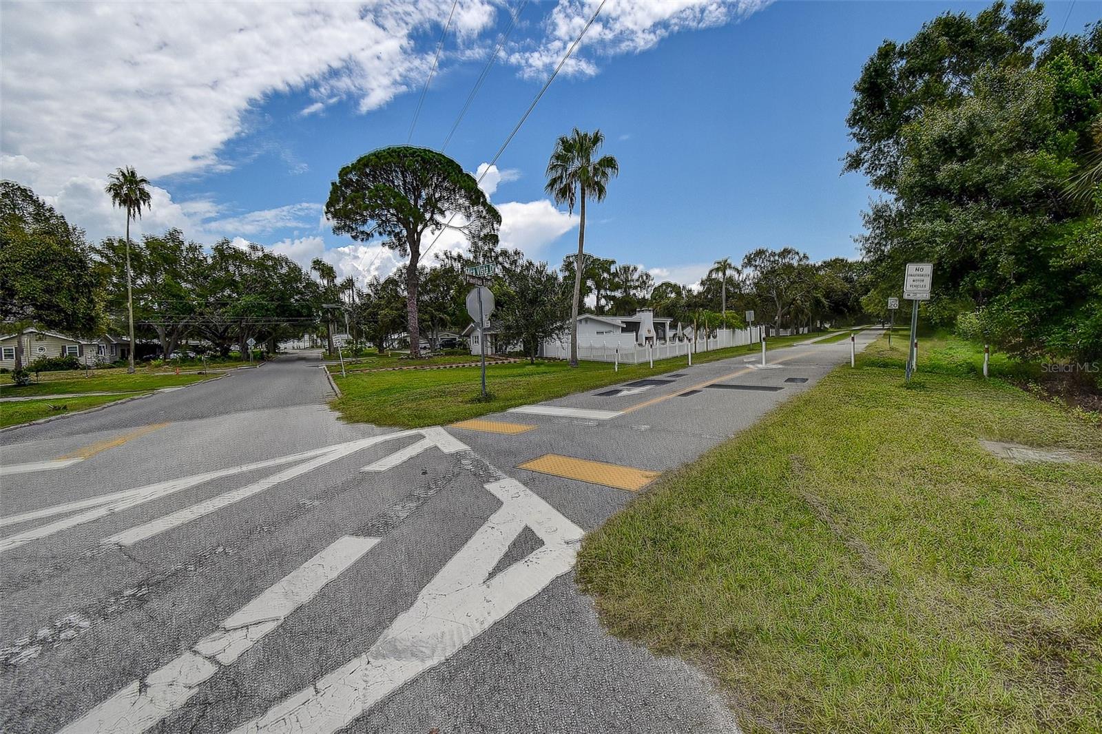 2 blocks to Pinellas Trail