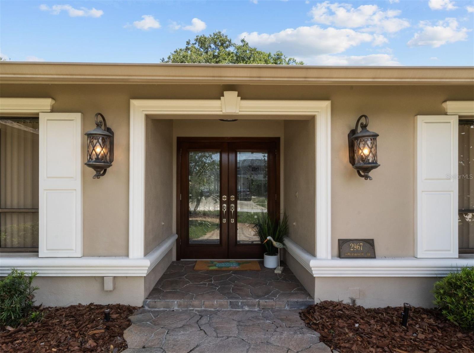 Designer Cut Glass Entry
