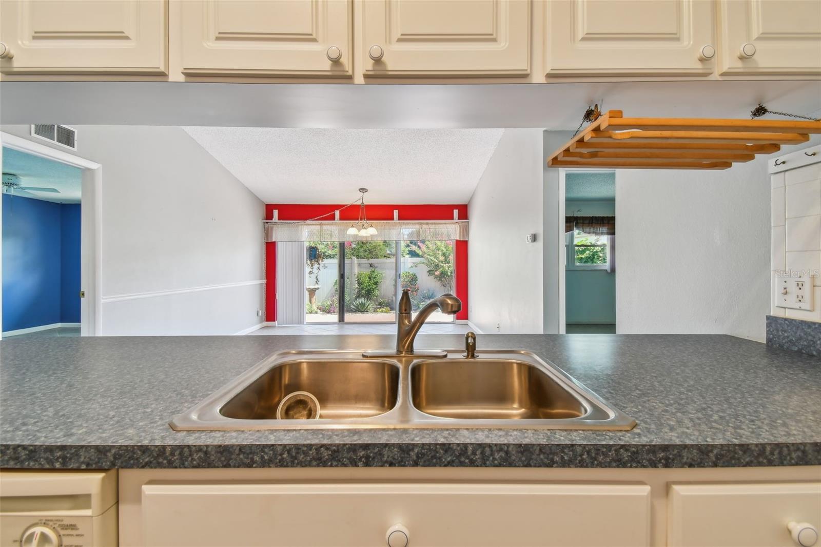 Kitchen 6