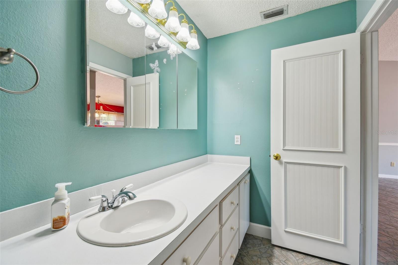 Secondary Bathroom 2