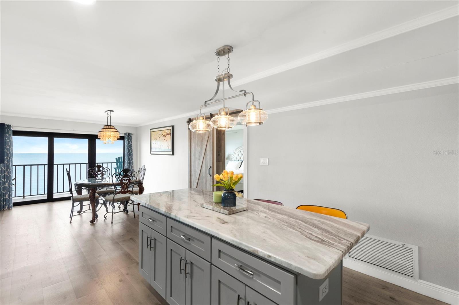 Oversized 7"+ island ideal for entertaining
