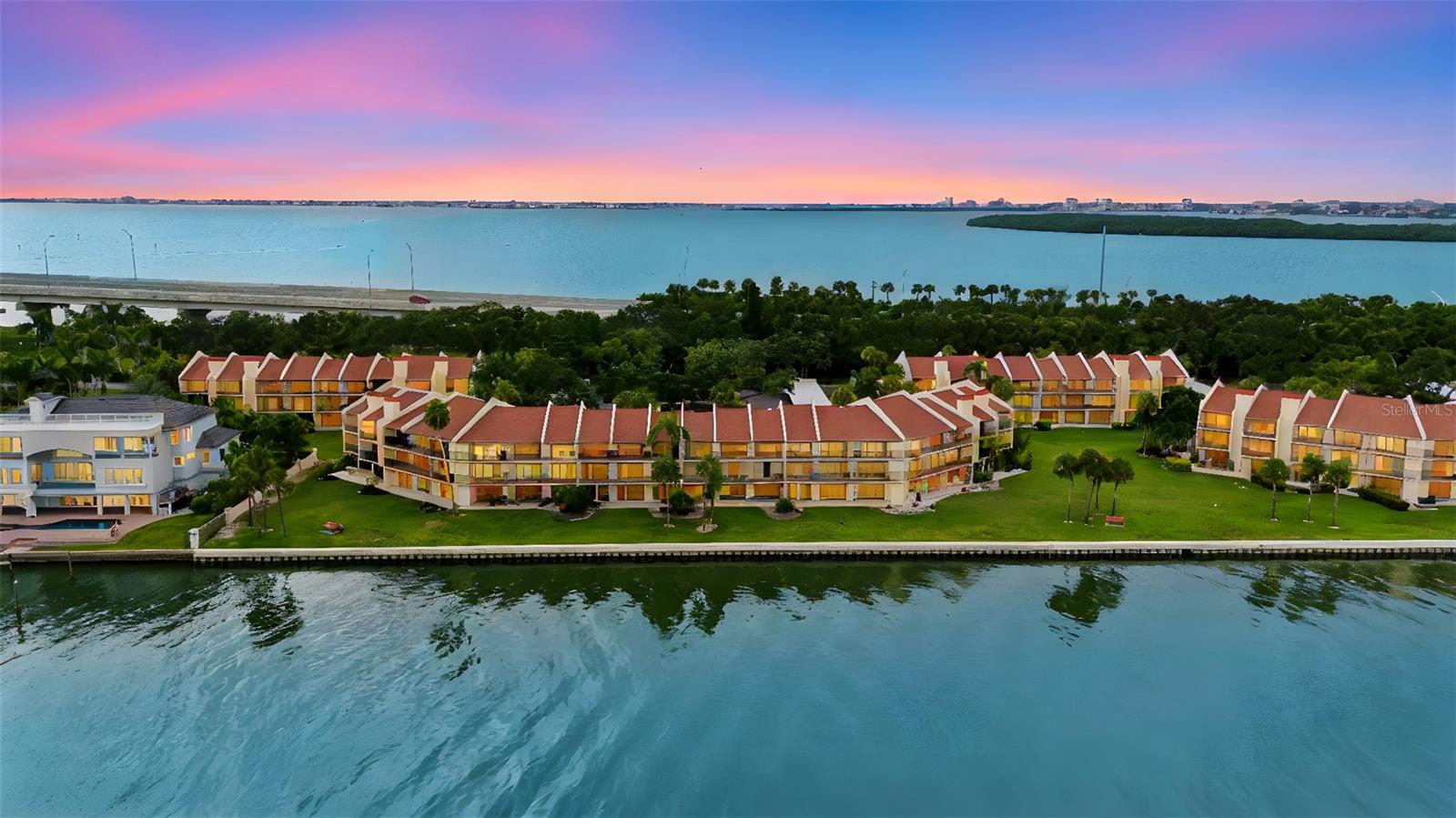Beautiful waterviews all around