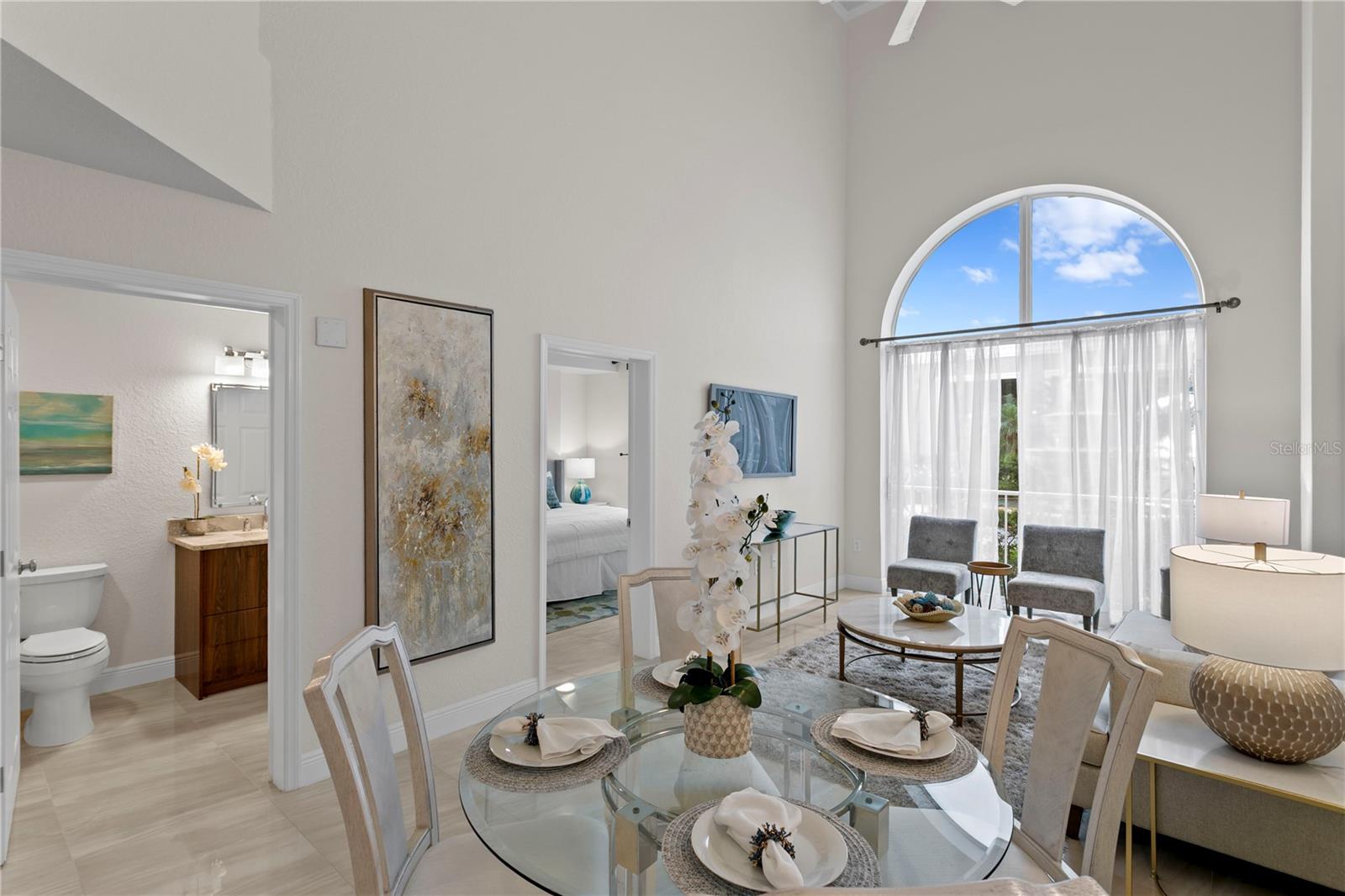 Discover a rare gem on Harbour Island — an updated, townhome-style condo in the coveted Parkcrest community.
