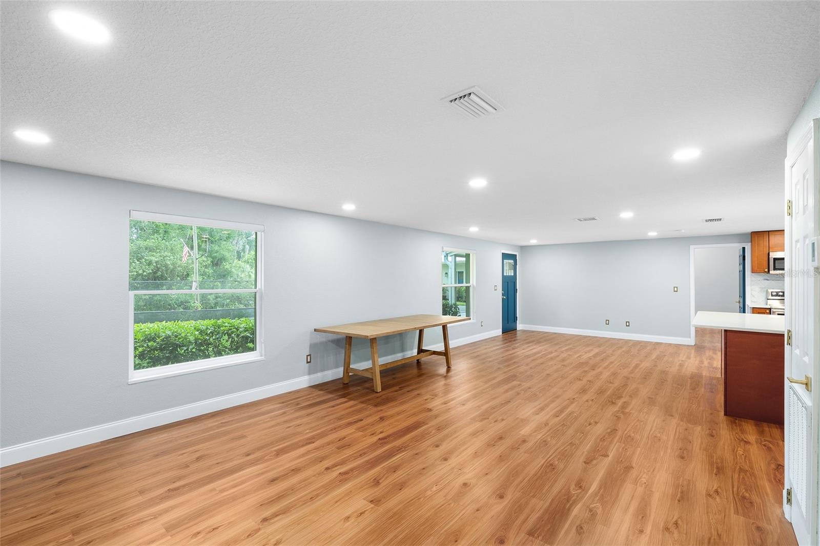 3BR-2BA - Living Room