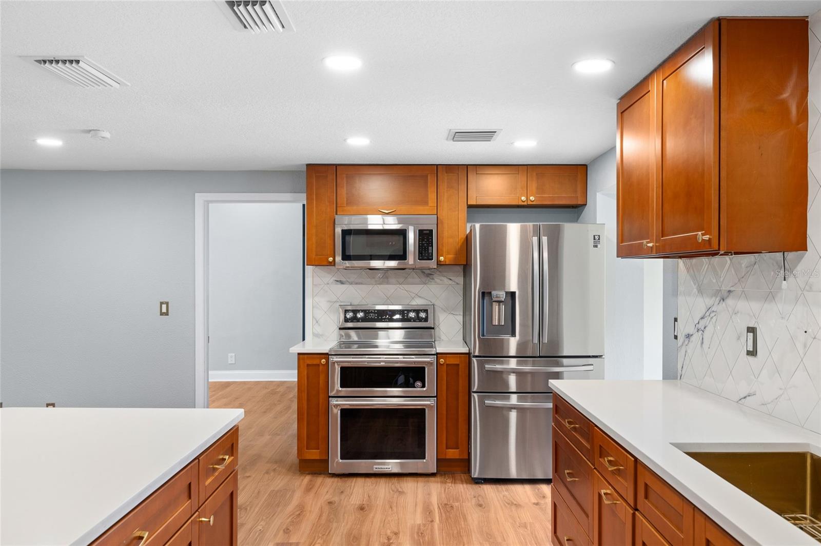 3BR-2BA - Kitchen