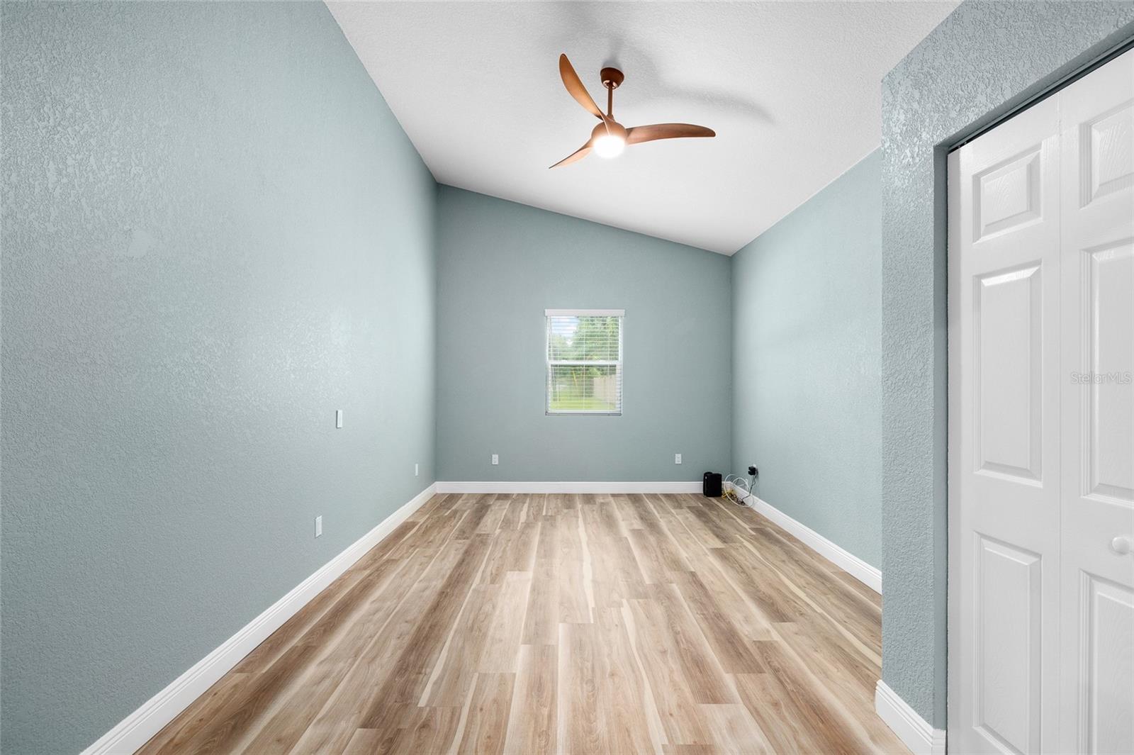 2BR-1BA - Secondary Bedroom
