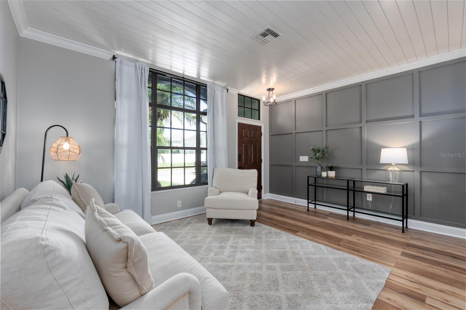 Shiplap detail on ceiling