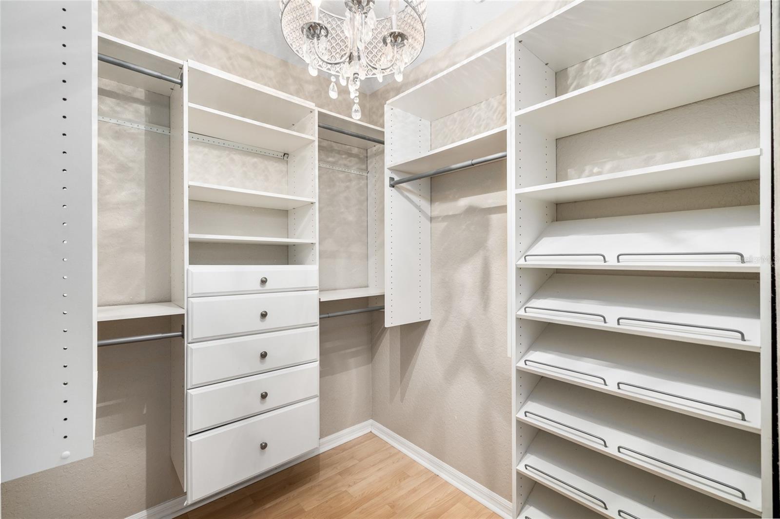 Beautiful built-ins
