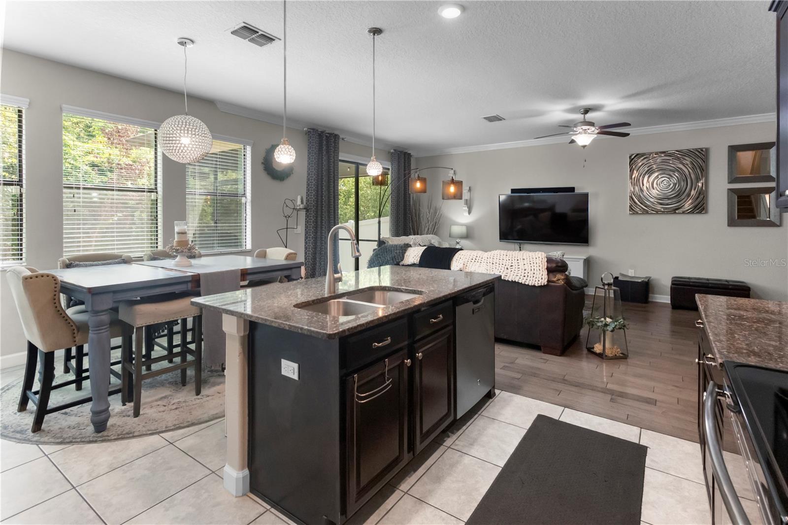 Kitchen with island