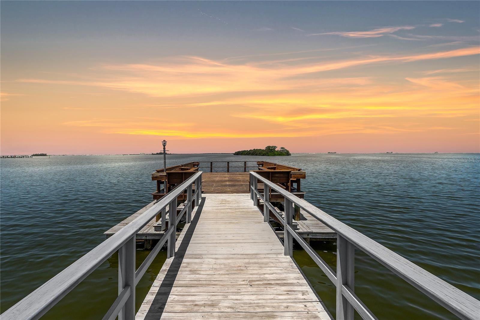 Community Dock with Gorgeous Sunsets!