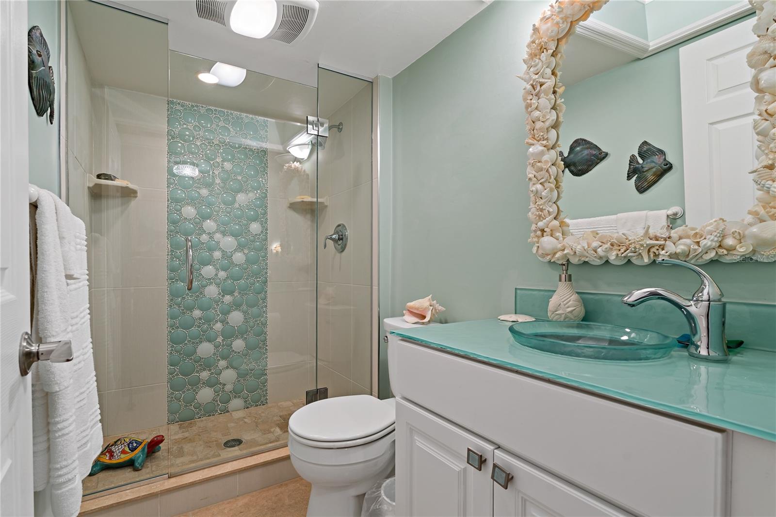 Guest Bathroom!