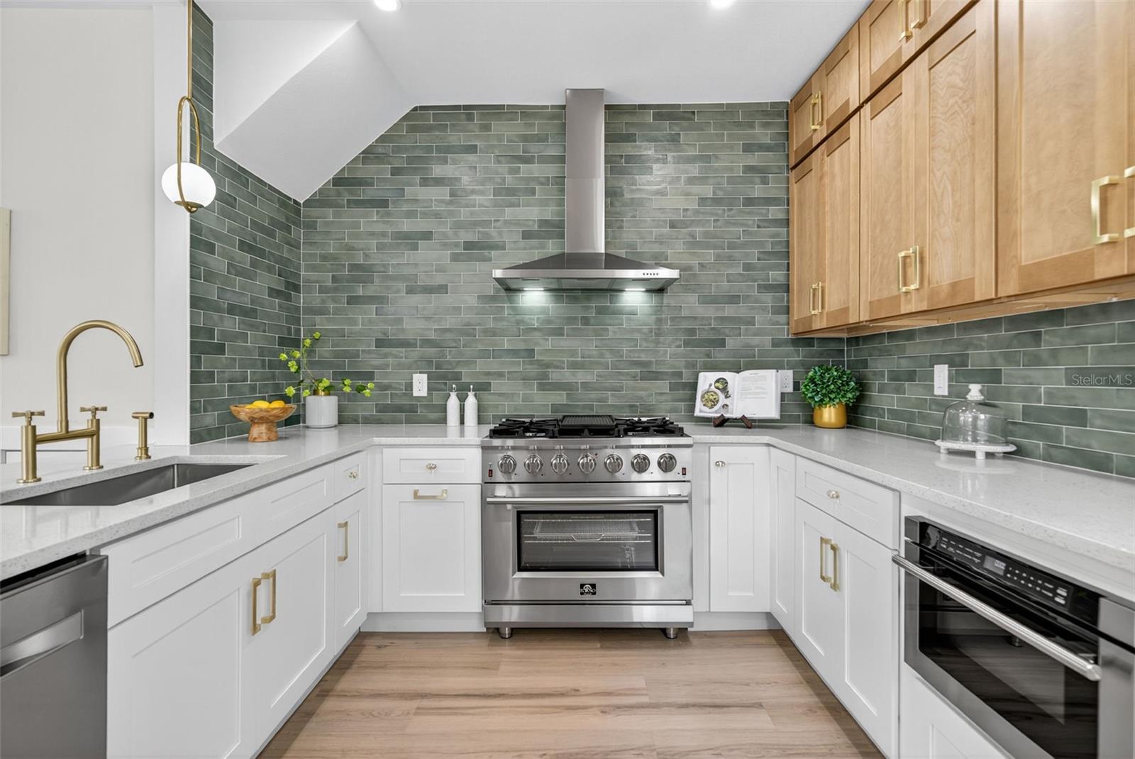 Gourmet Kitchen