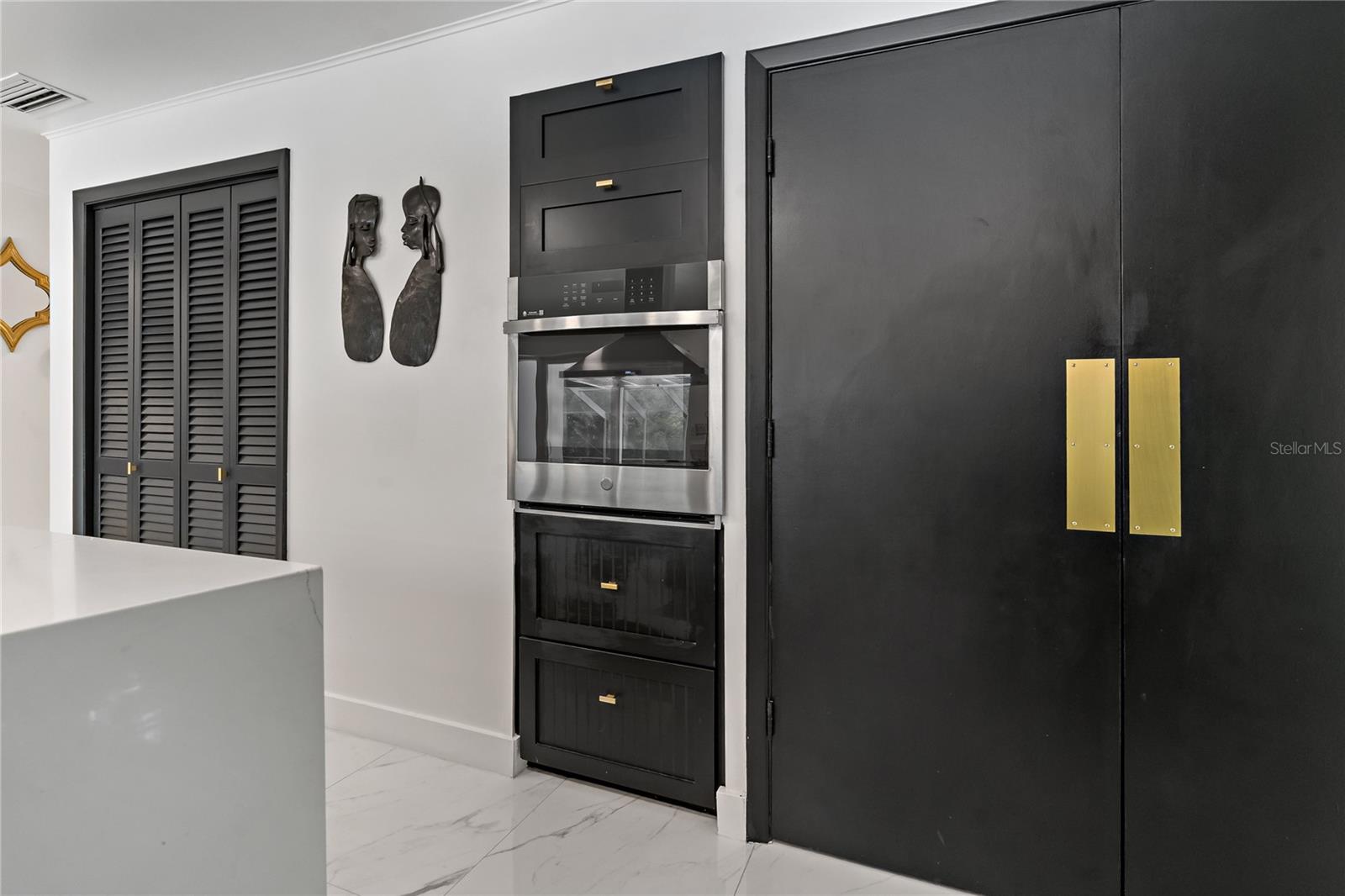 Push to Open Pantry!