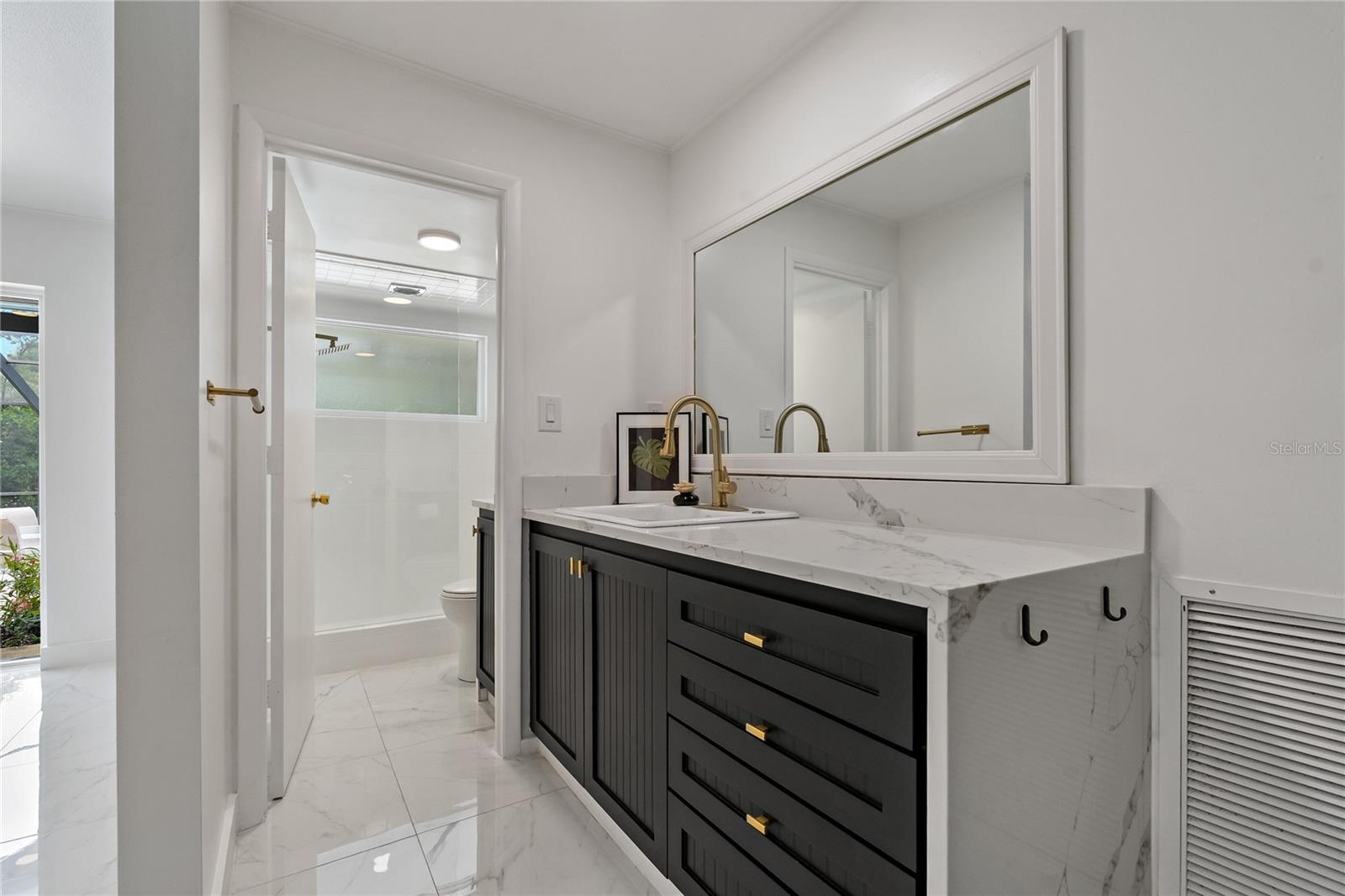 You will love the Full Four Bathrooms!