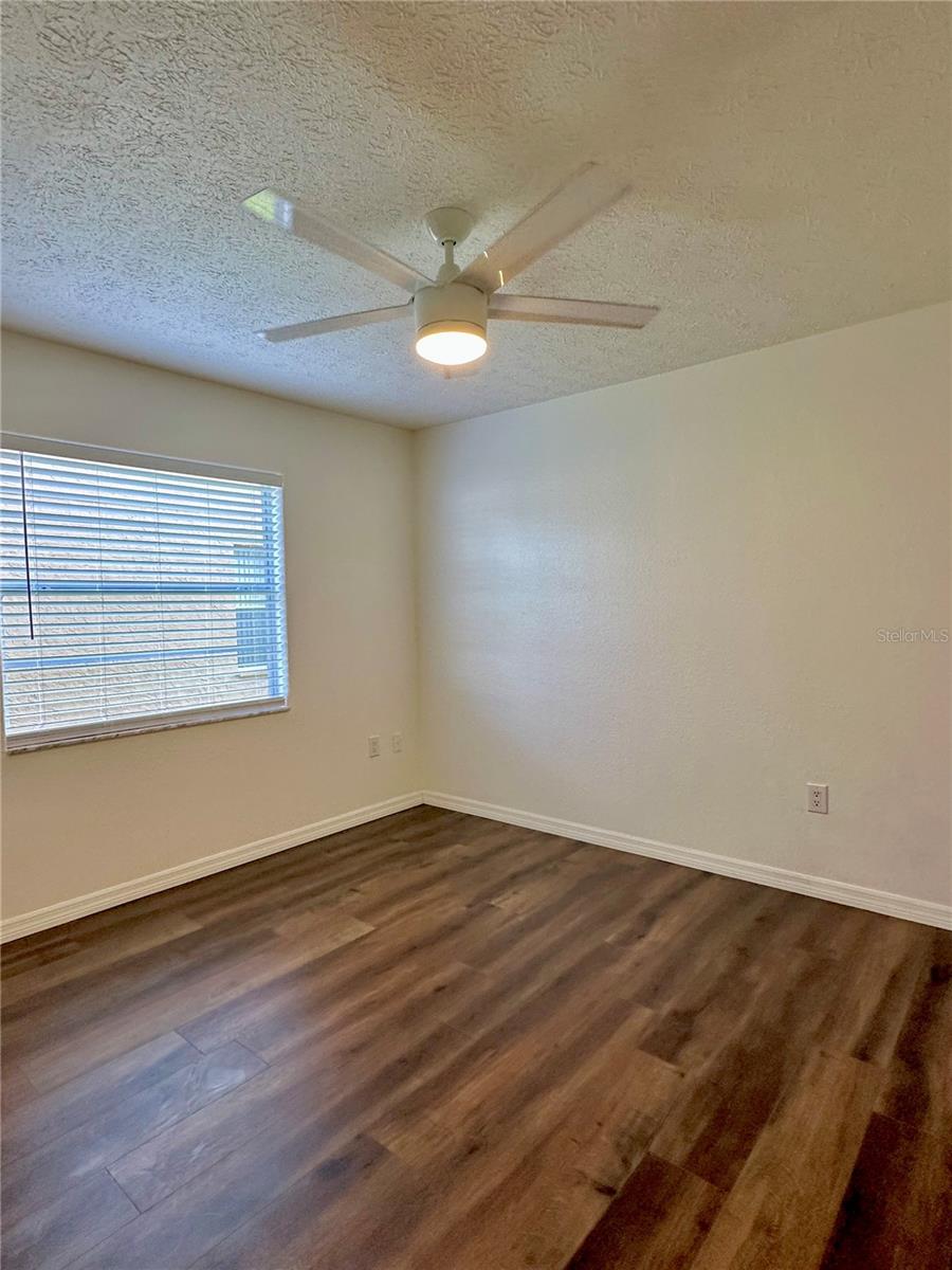 2 bedroom