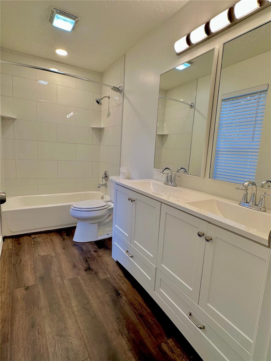 2 bathroom
