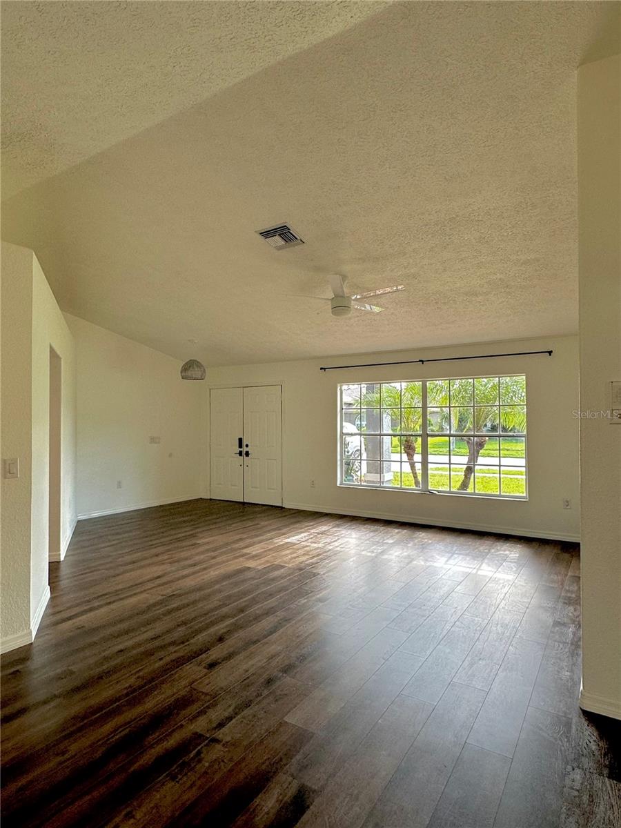 living room/Dining room