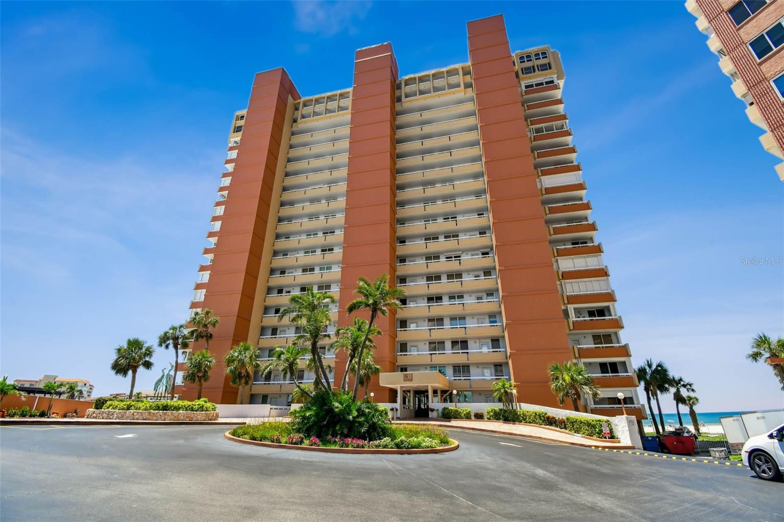 Redington Tower I