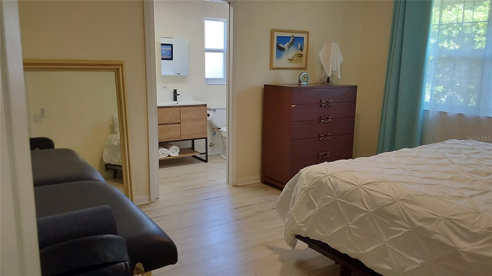 Master bedroom with en-suite bath