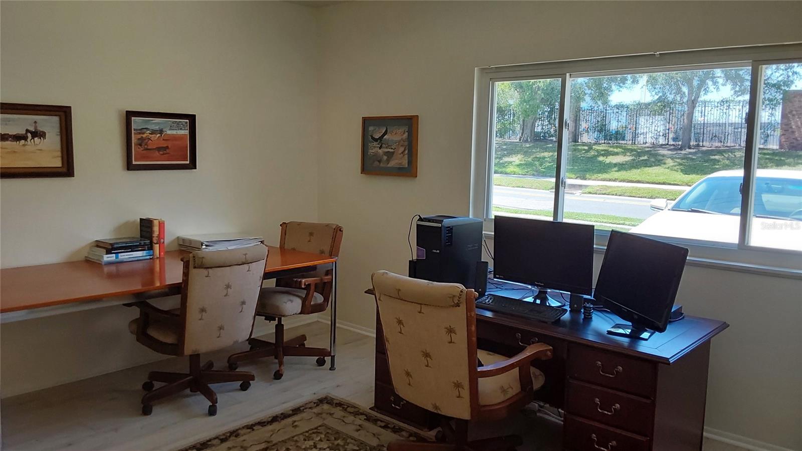 4th bedroom as office opposite view
