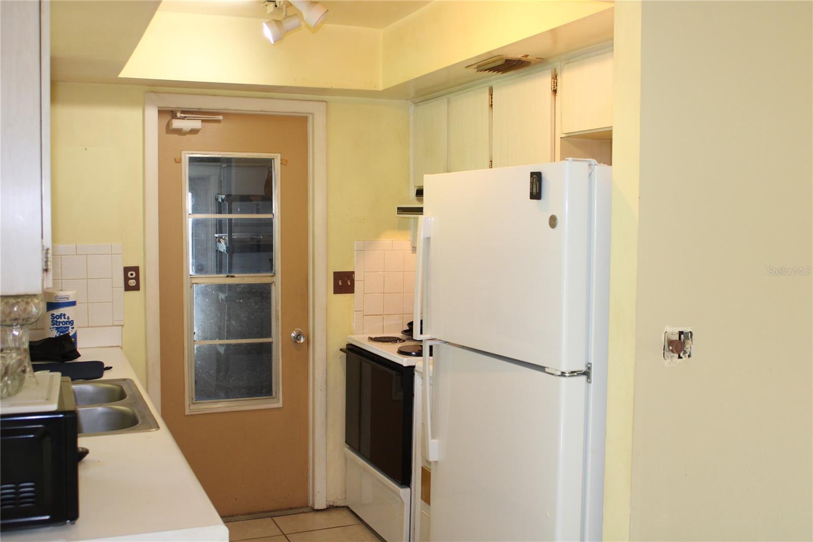 Refrigerator is 1 year old