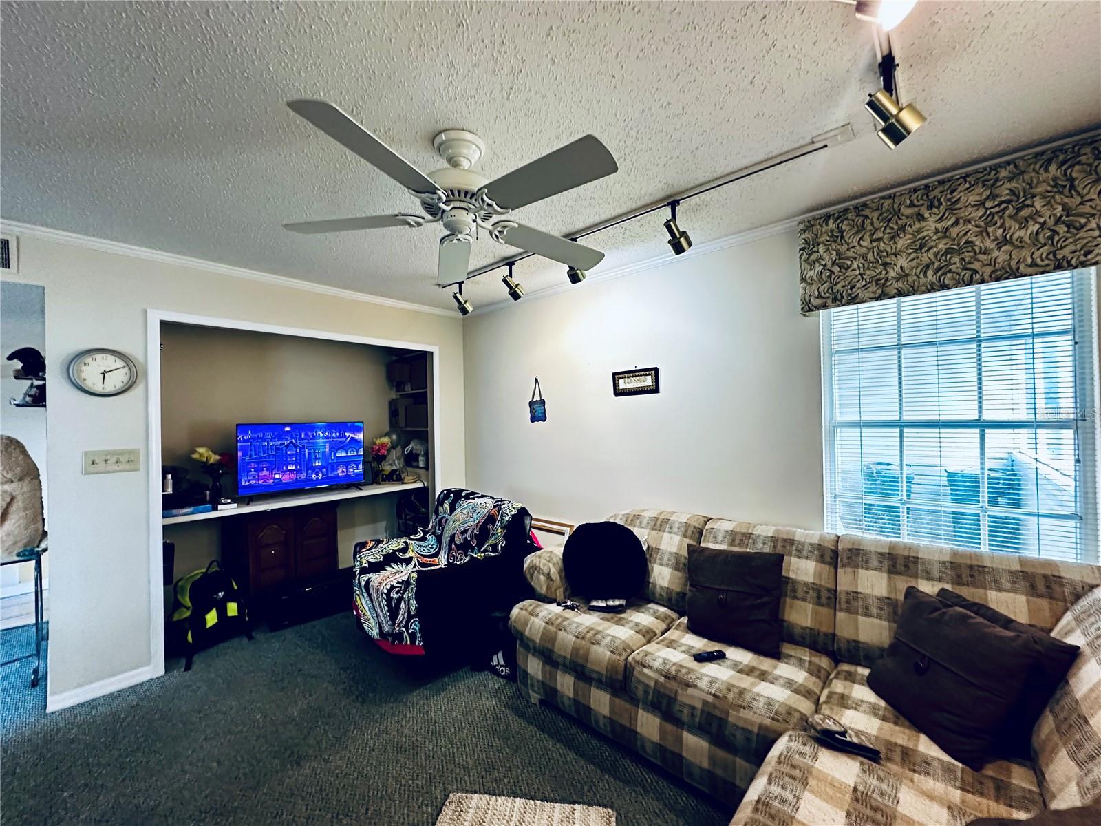 Bedroom 3 converted to Den/Office
