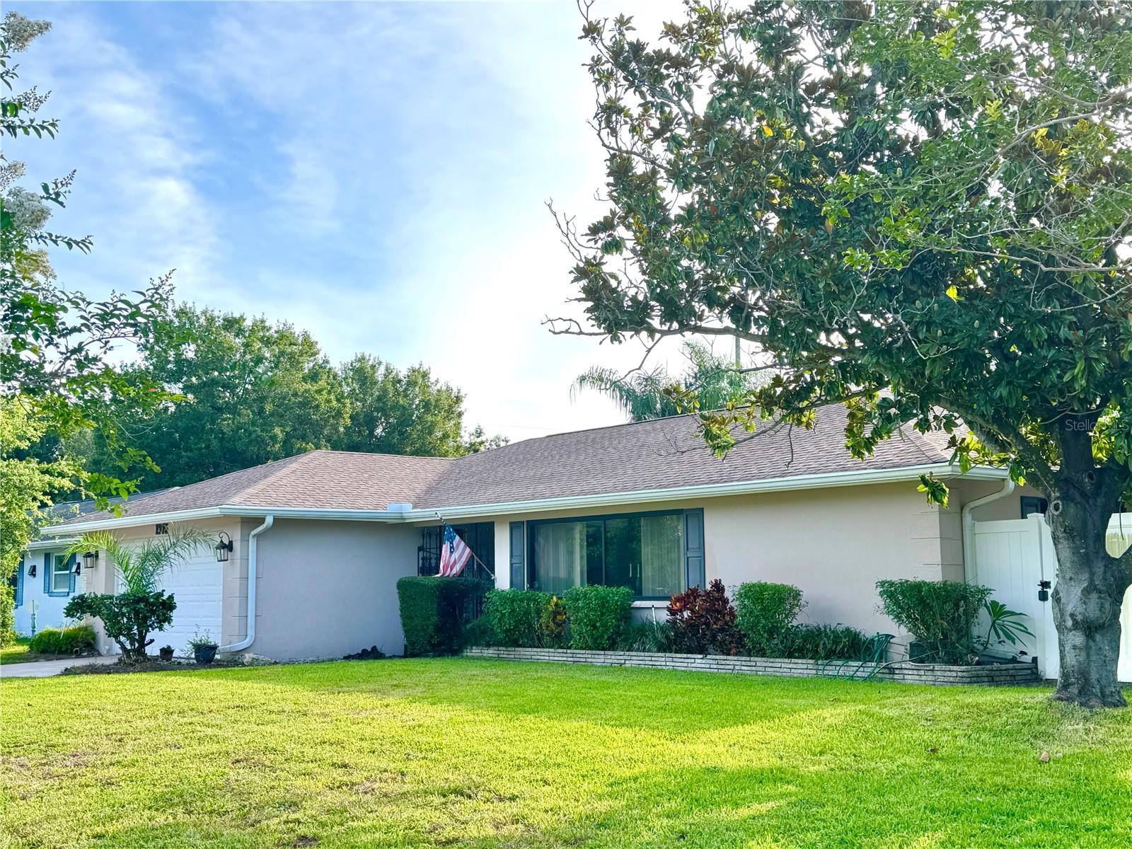 Welcome to 1975 Sky Drive, Clearwater